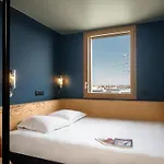 Eklo Centre Ile De Hotel