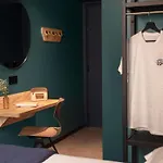 Eklo Centre Ile De Ξενοδοχείο