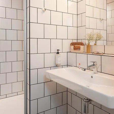 Hotel Eklo Centre Ile De Nantes