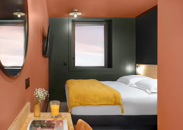 Hotel Eklo Centre Ile De